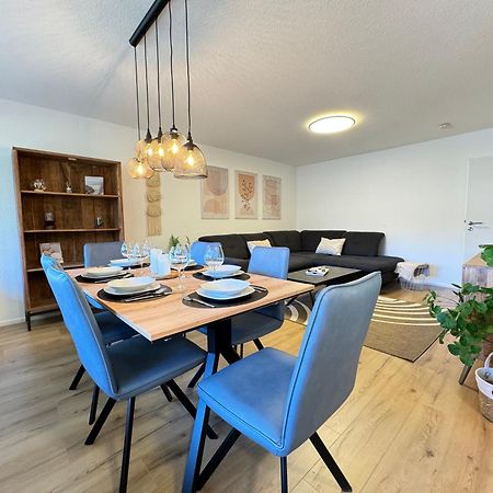 3 Zimmer Apartment, 90 Qm, Ruhig Und Zentrumsnah, Max 6 Pers, 15 Qm Balkon , Private Garage, Internet 1000 Mbit Sindelfingen Buitenkant foto